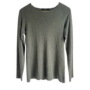 Jarbo Small Luxury Fine Merino Wool Crew Neck Light Weight Sweater Base Layer